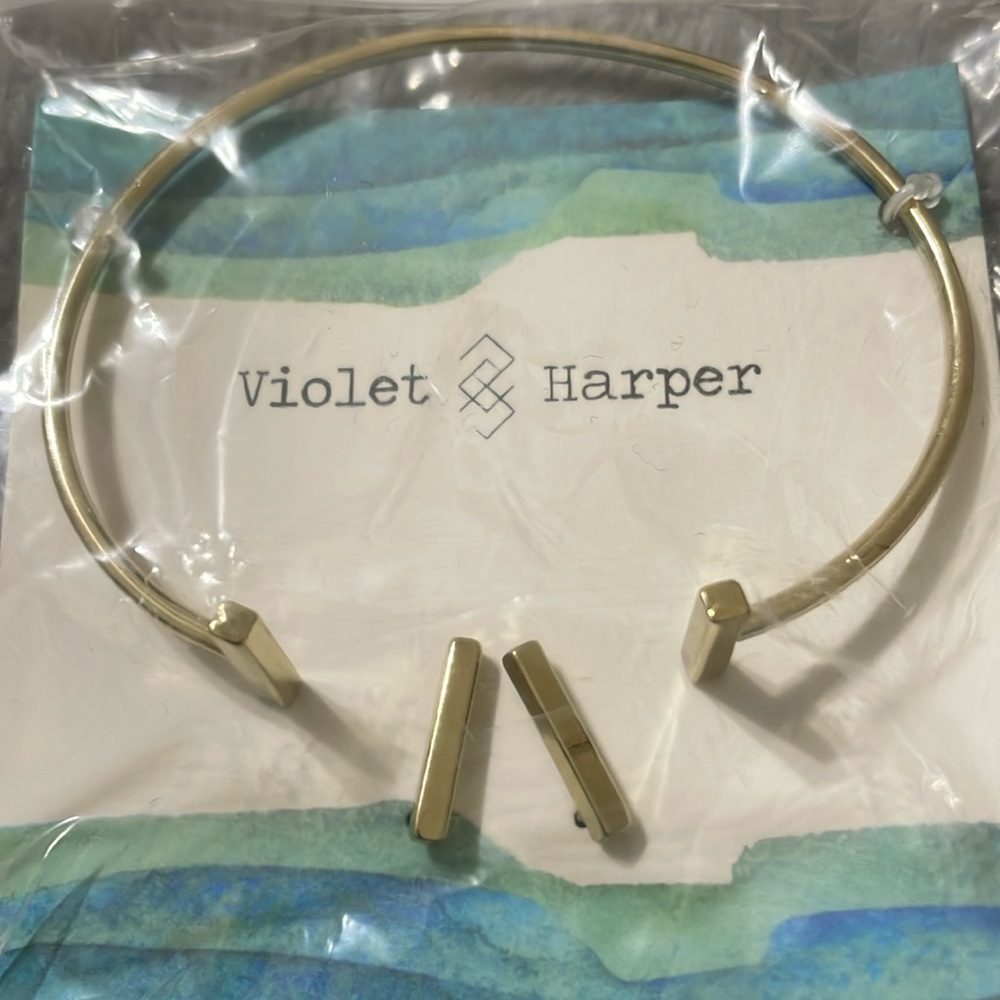 Violet Harper Jane Bar Bracelet + Earrings Set • NWT